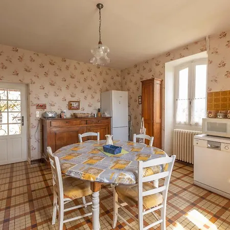 L Oustal, 4 Etoiles Piscine Privee *