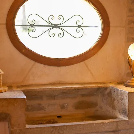 L Oustal, 4 Etoiles Piscine Privee Casa vacanze *